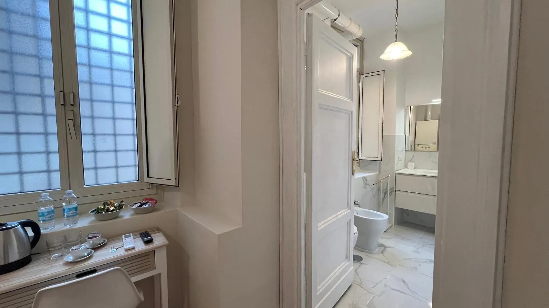 רומא Marbel'S Rooms בית הארחה
